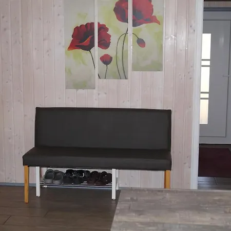 Apartment Ebenerdiges Haus 9 Am In Miow Granzow Mirow